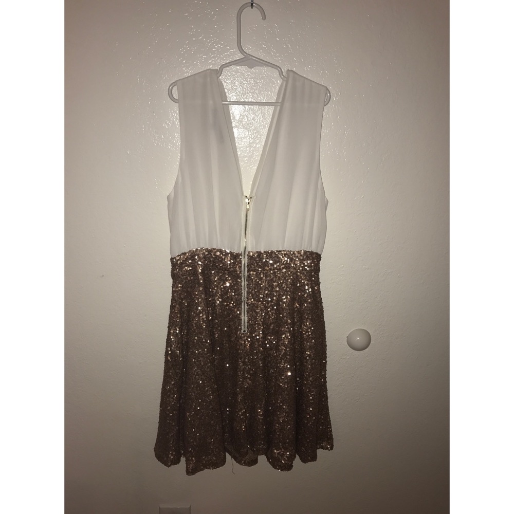 BEAUTIFUL party dress size small from boutique